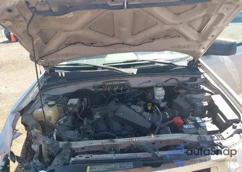 2008 Ford Escape Xlt из США, поврежденный, VIN 1FMCU03188KB49290